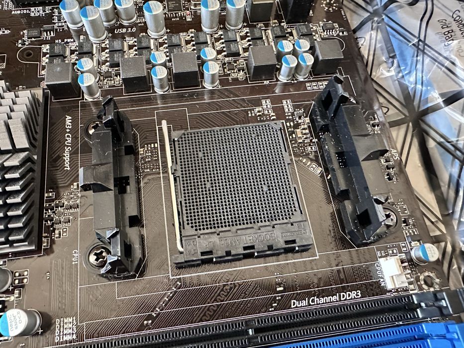 MSI 970A-G43 płyta glówna (nowa)