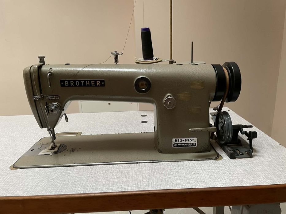 Maszyna do szycia przemysłowa Brother DB2-B755