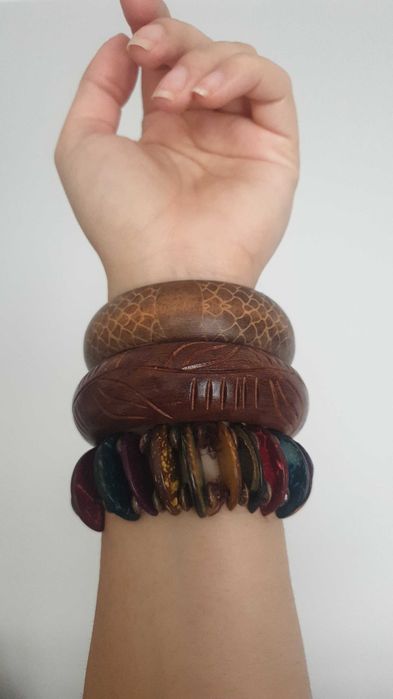 Rękodzieło boho bransoletki z drewna