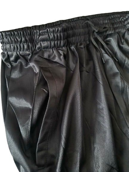 Spodnie dresowe śliskie cienkie letnie czarne 6XL