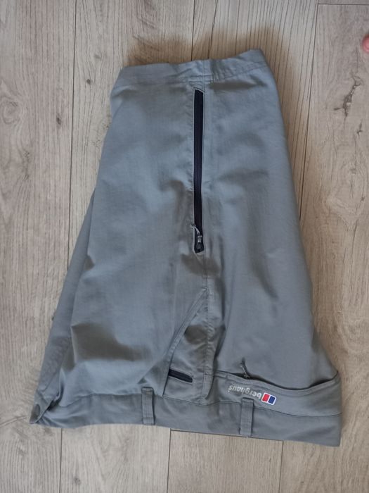 Продам шорты Berghaus