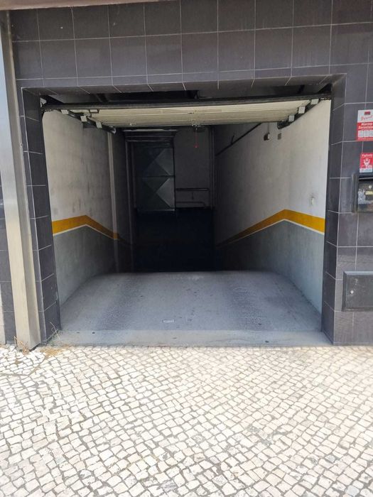 GARAGEM / BOX PARA ALUGAR (entroncamento))