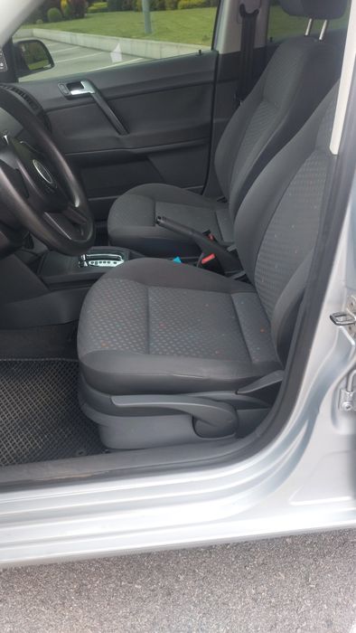 Volkswagen Polo АВТОМАТ ГАЗ 4...