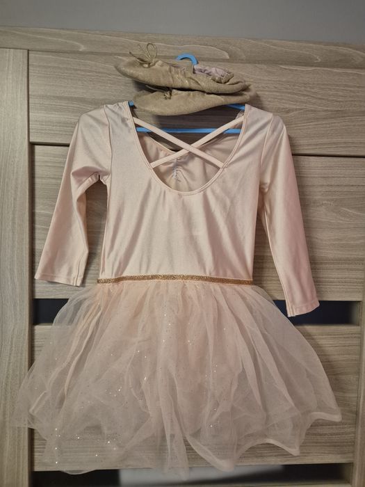 Strój na balet sukienka 122/128 i baletki buty 28/29