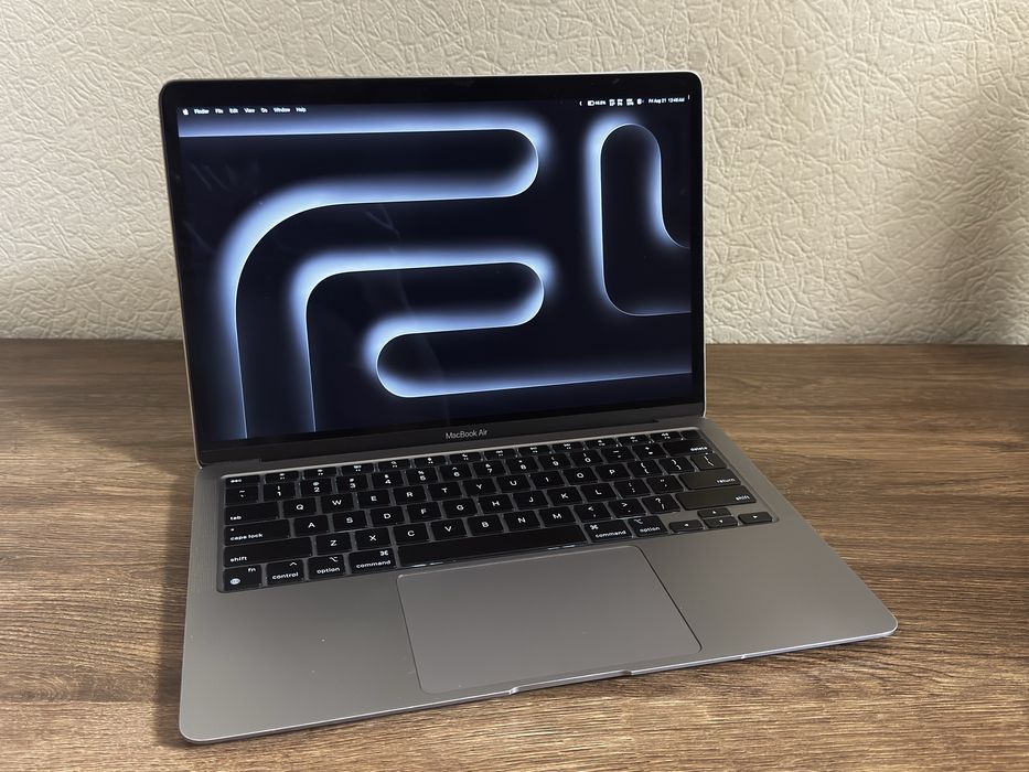 Macbook Air 13” M1 16/512