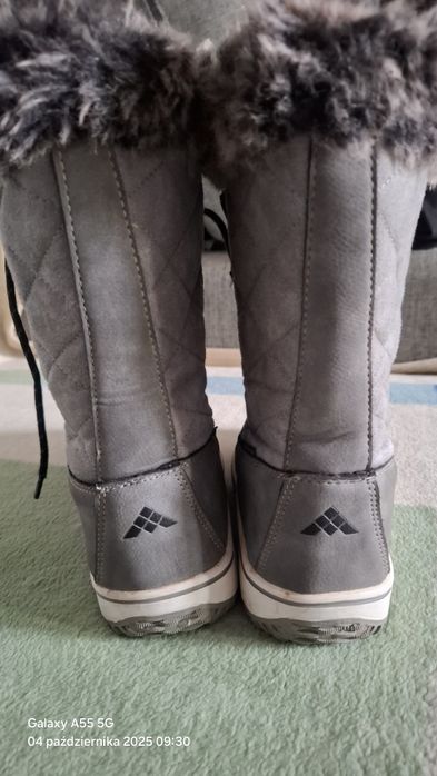 Ocieplane, wodoodporne śniegowce Mols