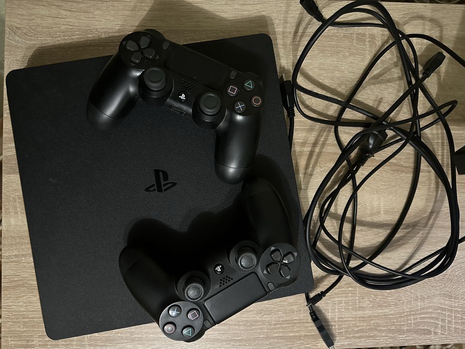 PlayStation 4 Slim 1 Tb