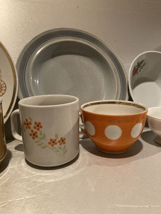 Talerze,kubki,filiżanki prl