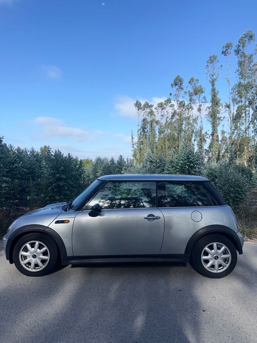Mini One D 1.4 D ( motor toyota)
