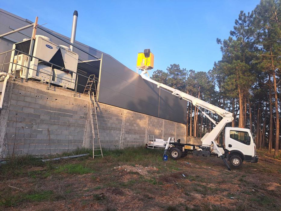 Plataforma elevatoria barquinha
