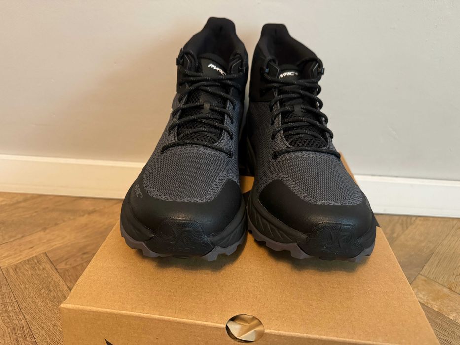 Buty RevolutionRace r.43