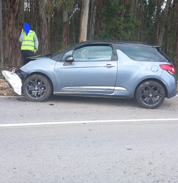 Citroën ds3 (acidentado)