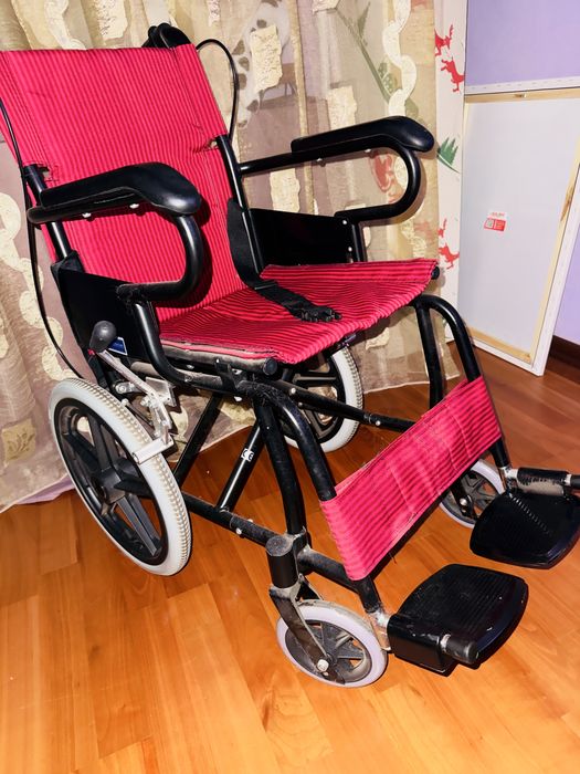 Инвалидная коляска