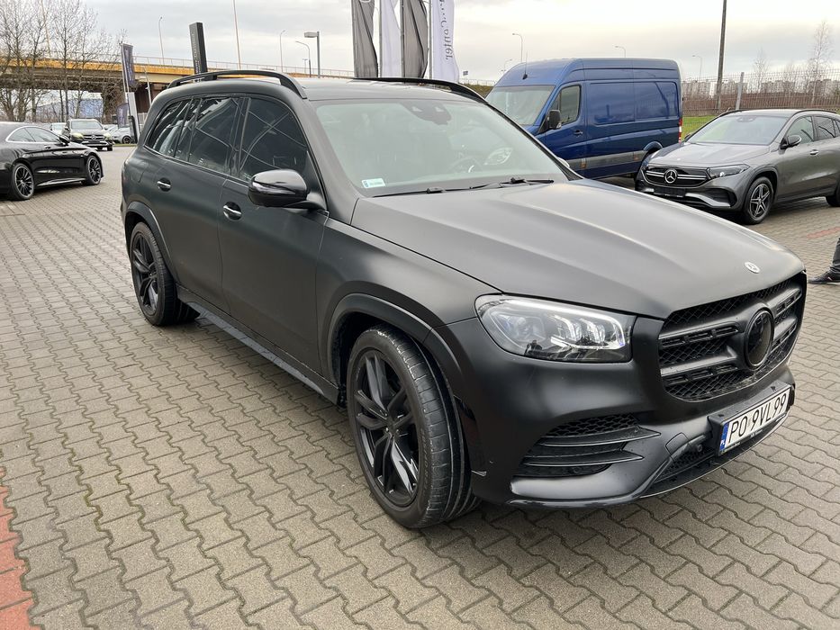 Wynajem busów i samochodów osobowych