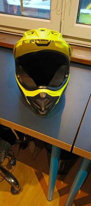 Kask wyczynowy bluegrass rozmiar XS