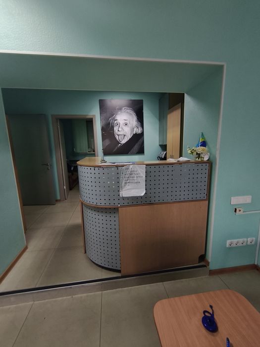 Оренда фасадного приміщення на пр. Соборному  окремий вхід