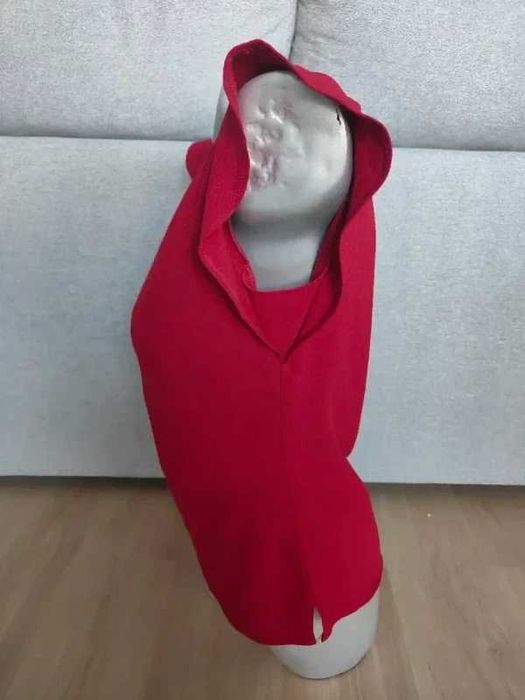 Blusa Vermelha Shop One com Decote em V e Mangas de Folhos Tamanho S