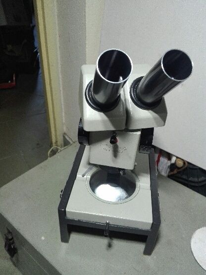 Mikroskop warsztatowy,laboratoryjny. Nieużywany.