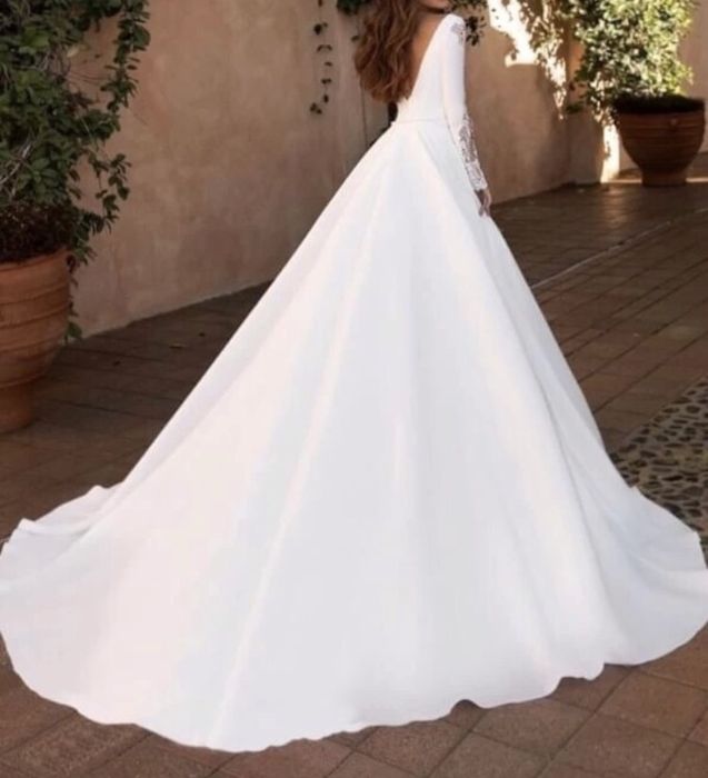 Daniela Di Marino suknia ślubna Monica Loretti