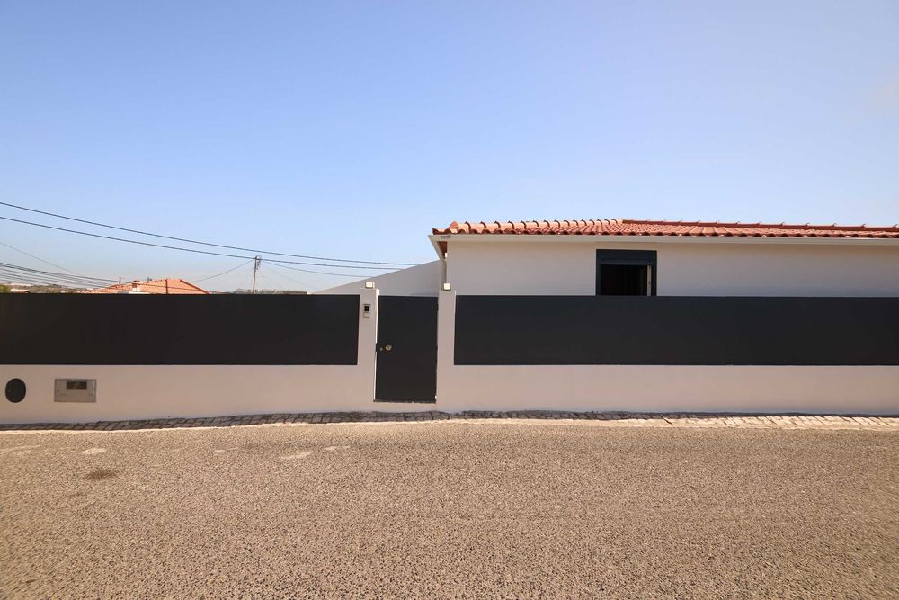Moradia T1+1|Remodelação 2026|Polima, São Domingos de Rana, Cascais.