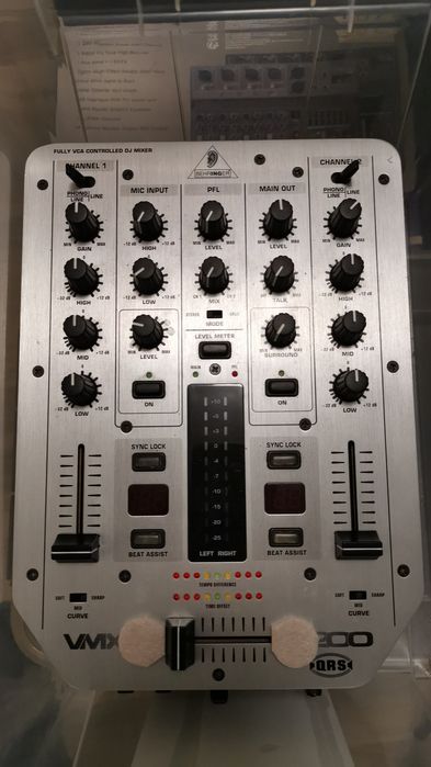 Mesa mistura Behringer