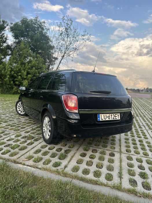 Opel astra h combi