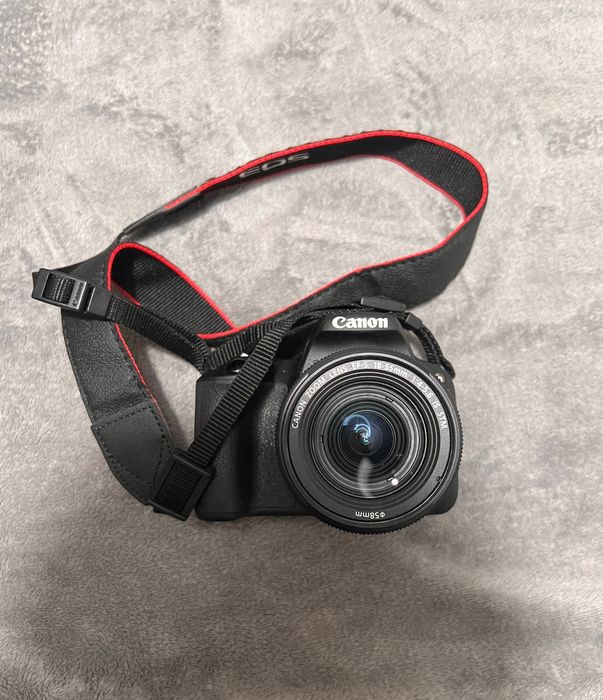 Pack Canon EOS 200D + microfone + objetiva 18-55mm e objetiva 75-300mm