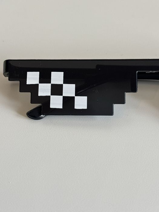 Óculos Pixels pretos