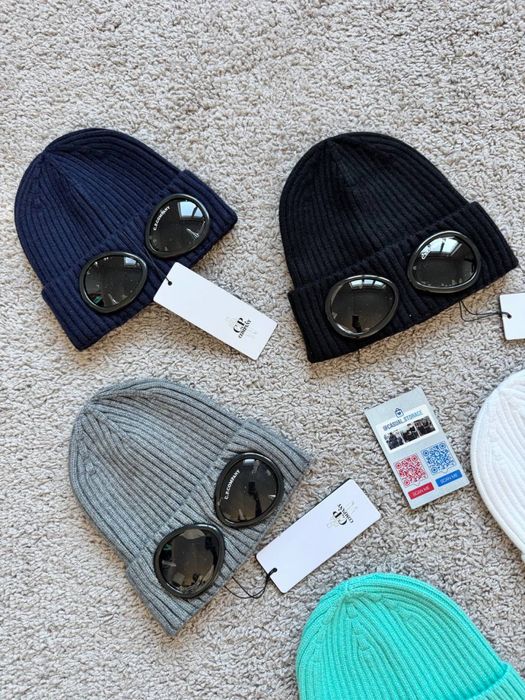 Шапка C. P. Company Goggle Extra Fine Merino Wool