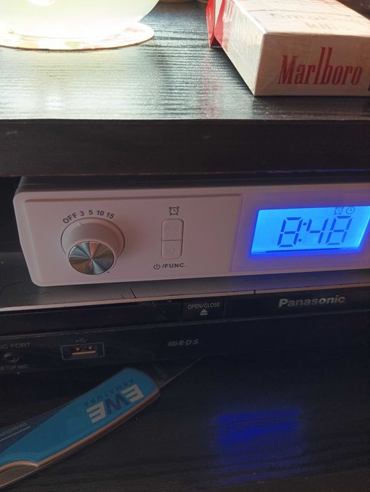 Radio budzik używany