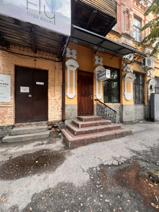 Продам комерційне приміщення 34,1 м² | Центр | Дворцова / Шульгіних