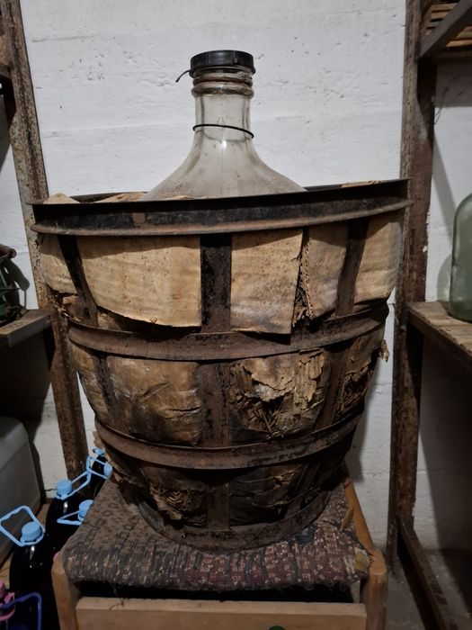 Бутель на  50 ліврів