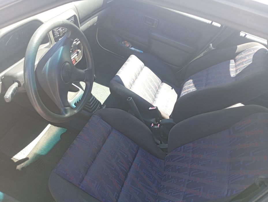 Vendo 1000 todo bom carro ótimo estado nada a fazer. Só por gasolina e andar