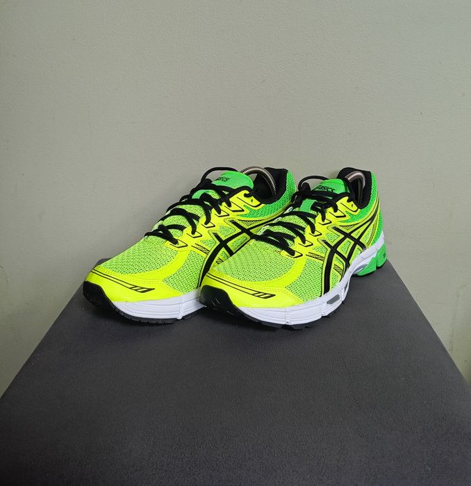 Asics, rozmiar 42.