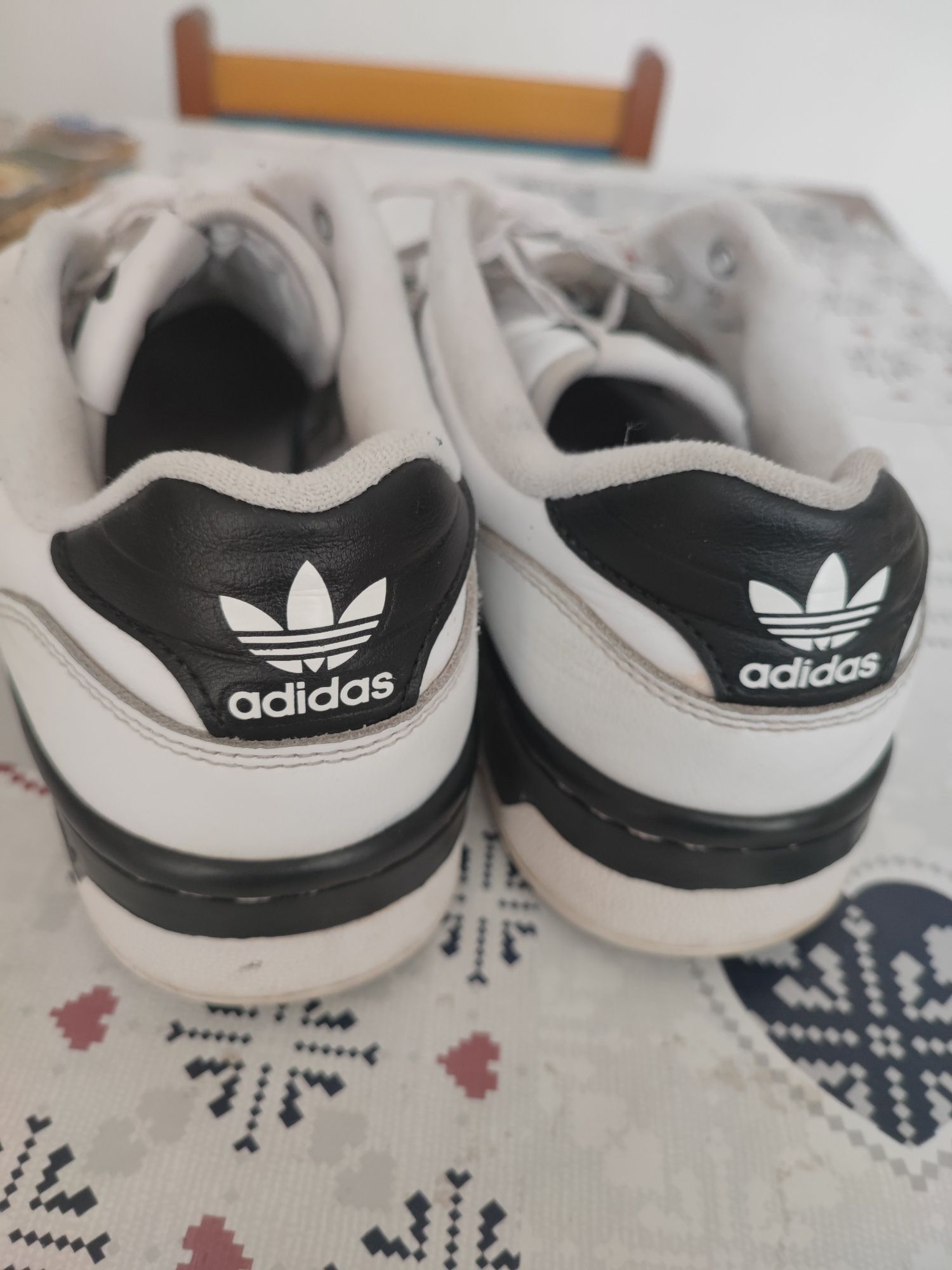 Tenis adidas tamanho store 45