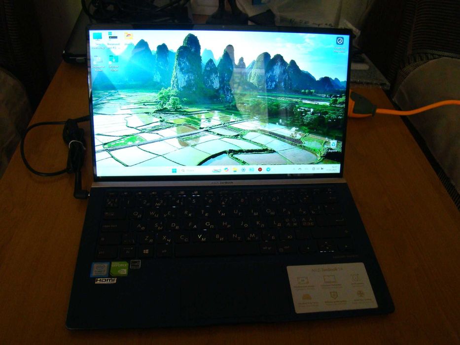 AsusZenBook14 UX433FN i7-8565U/16GB/512Gb М2/Nvidia GeForce MX150(2Gb)