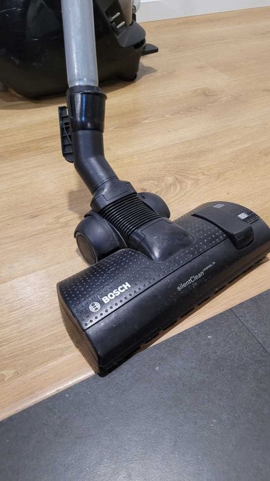 Aspirador Bosch Pro Silence 64 - modelo 800W