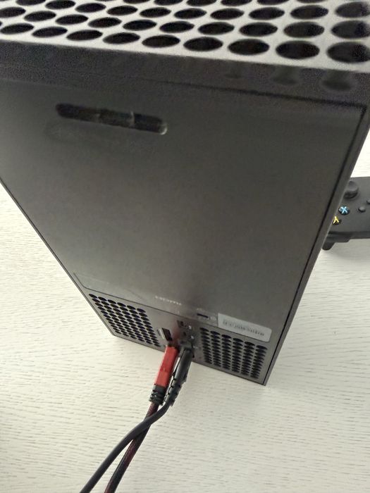Xbox Series X preto 1TB + 2 comandos
