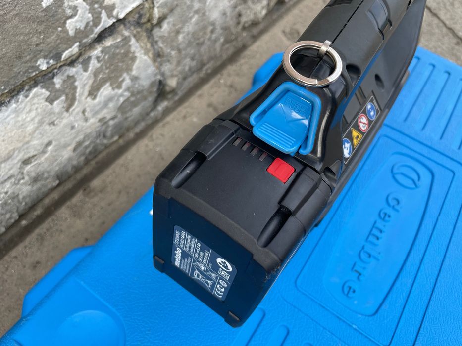 Cembre B1300-C/Акумуляторний гідравлічний прес (комплект)