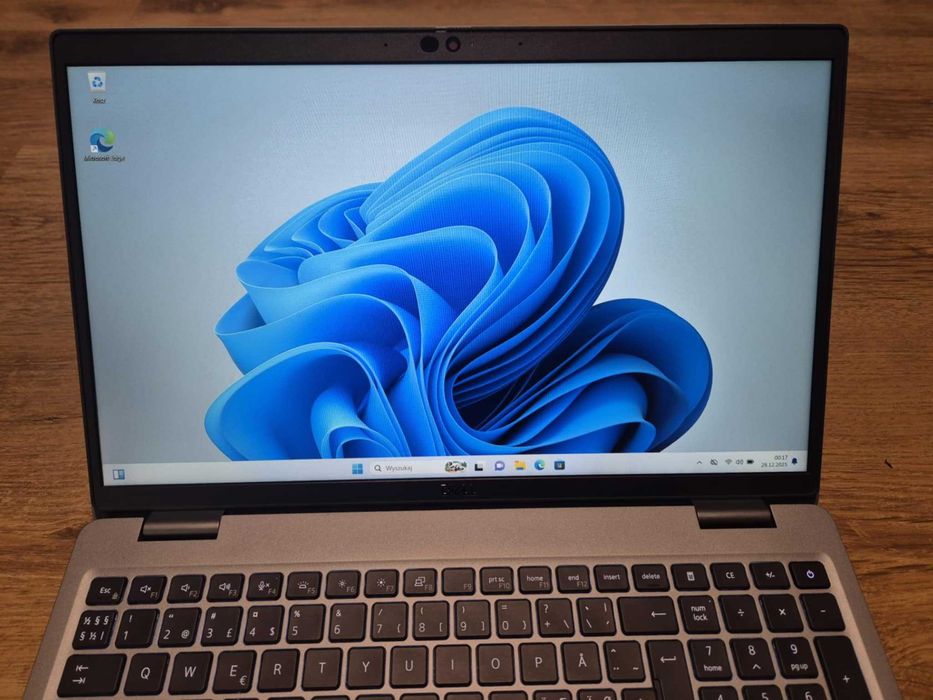 Dell Precision 3560 i7 1165G7 16 GB DDR4 1 TB SSD T500 2GB GDDR6 15,6"