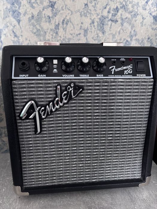 комбiк + електрогітара fender squier