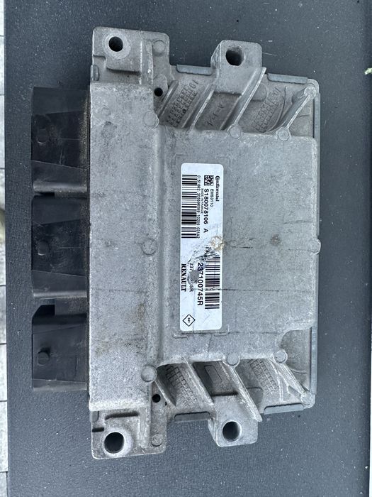 Sterownik silnika Scenic III 2.0 16V