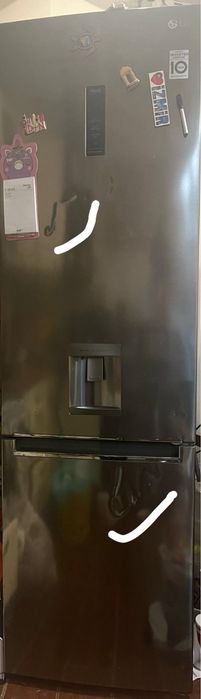 sprzedam lodówkę 1800 zł, zmywarkę 1000 zl