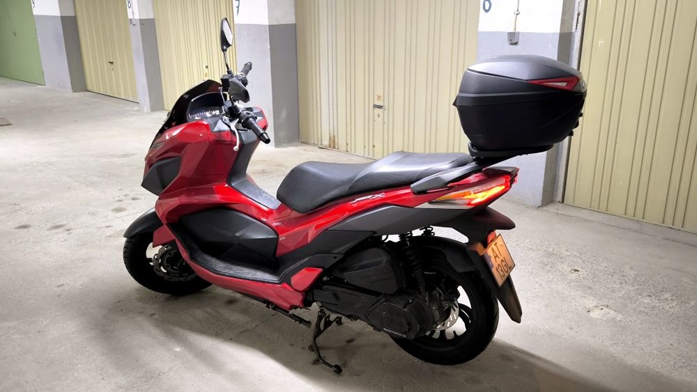 Sym Jet X 125 com top case e alarme