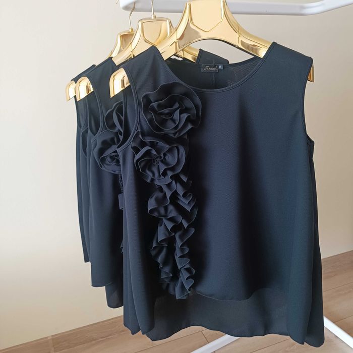 Top, bluzka z ozdobnymi kwiatami 3D i falbanami S/M/L