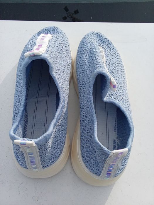 PAR SAPATOS  Novos De 5 Fotos