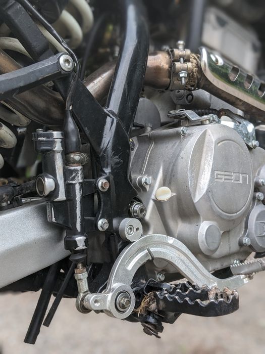 Geon dakar twincam 250 рідинне охолодження