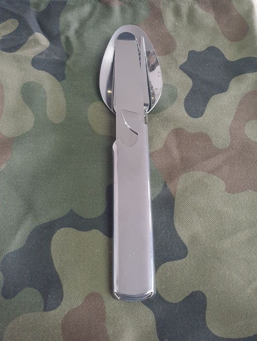 Niezbędnik czteroczęściowy stalowy