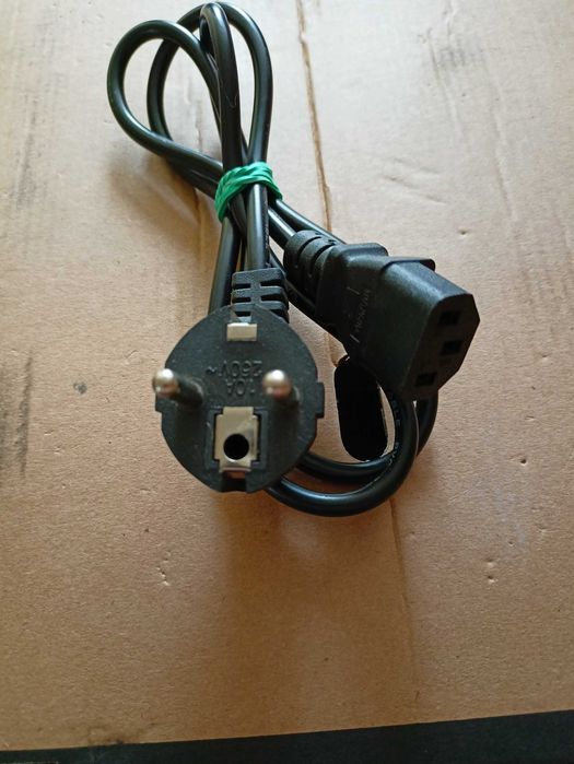 Kabel zasilający komputer - monitor