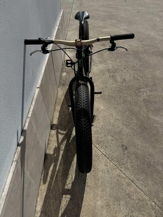 Bicicleta (Fat Bike) 26" 4.0